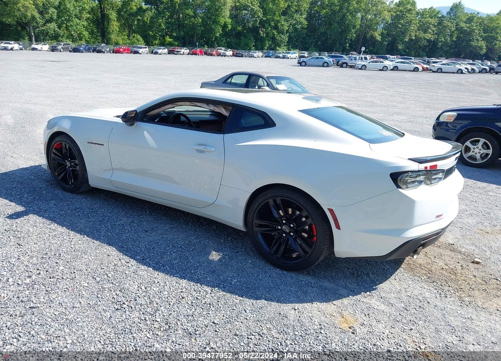 2022 CHEVROLET CAMARO RWD 2LT VIN: 1G1FD1RXXN0105858
