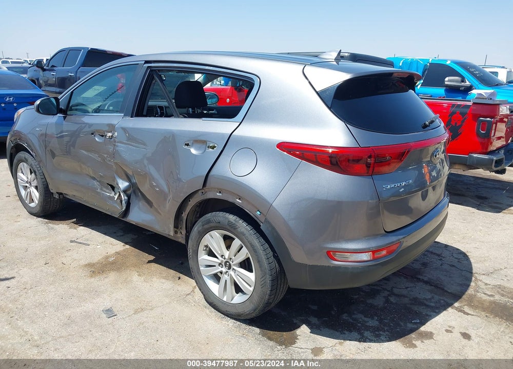 2019 KIA SPORTAGE LX VIN: KNDPMCAC8K7561831