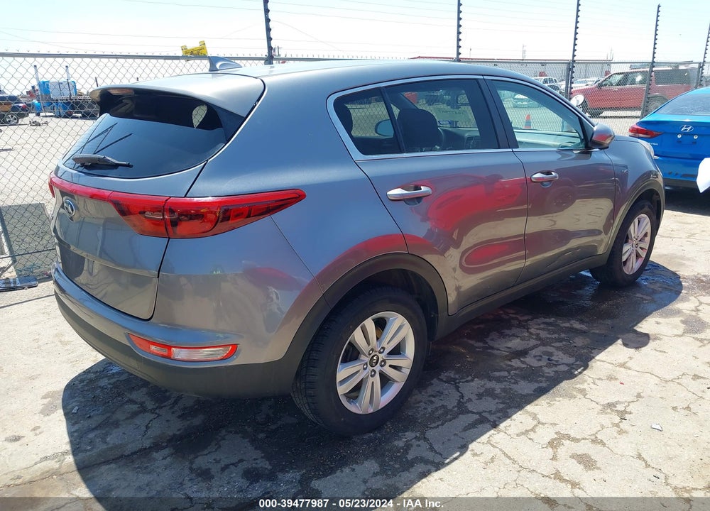 2019 KIA SPORTAGE LX VIN: KNDPMCAC8K7561831