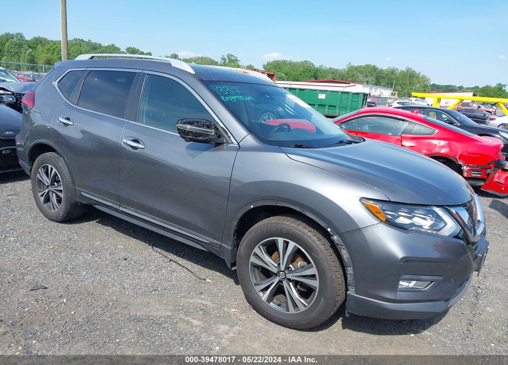 2017 NISSAN ROGUE SL VIN: 5N1AT2MV4HC888321