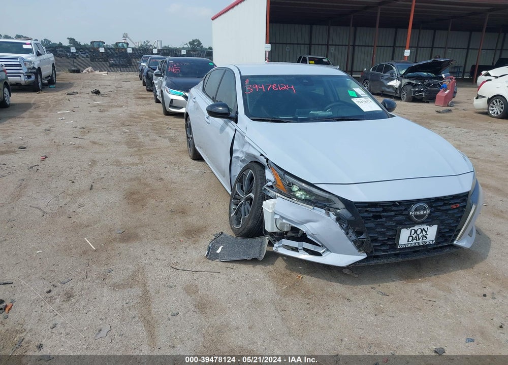 2024 NISSAN ALTIMA SR FWD VIN: 1N4BL4CV9RN322043