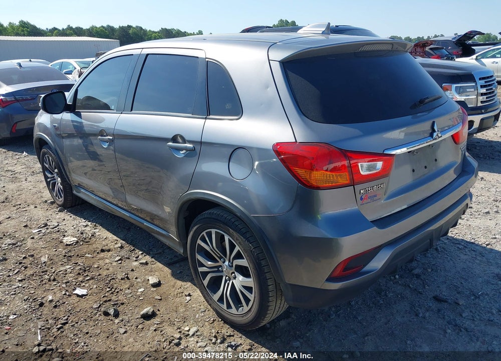 2018 MITSUBISHI OUTLANDER SPORT 2.4 SE VIN: JA4AP3AW5JU012041