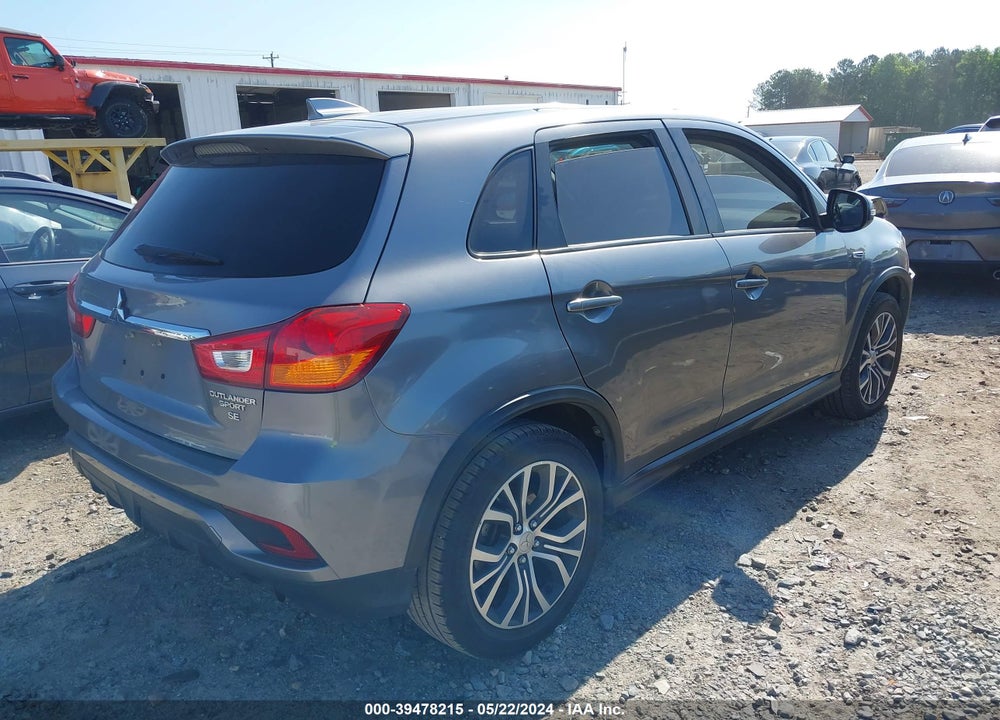 2018 MITSUBISHI OUTLANDER SPORT 2.4 SE VIN: JA4AP3AW5JU012041