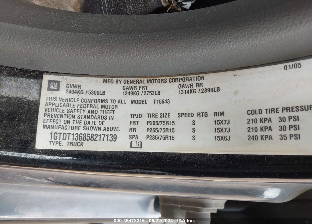2005 GMC CANYON SLE VIN: 1GTDT136858217139