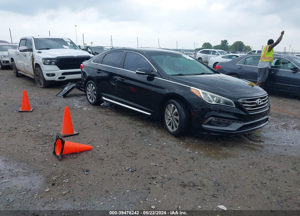 2015 HYUNDAI SONATA SPORT VIN: 5NPE34AF5FH019162