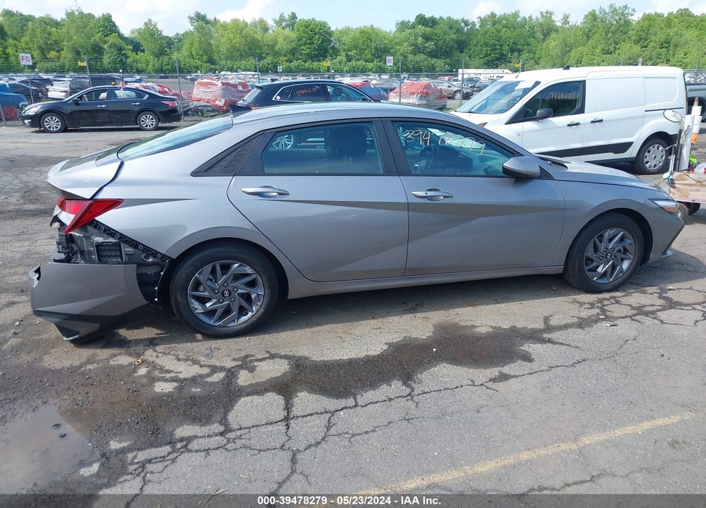 2024 HYUNDAI ELANTRA SEL VIN: KMHLM4DG9RU653427