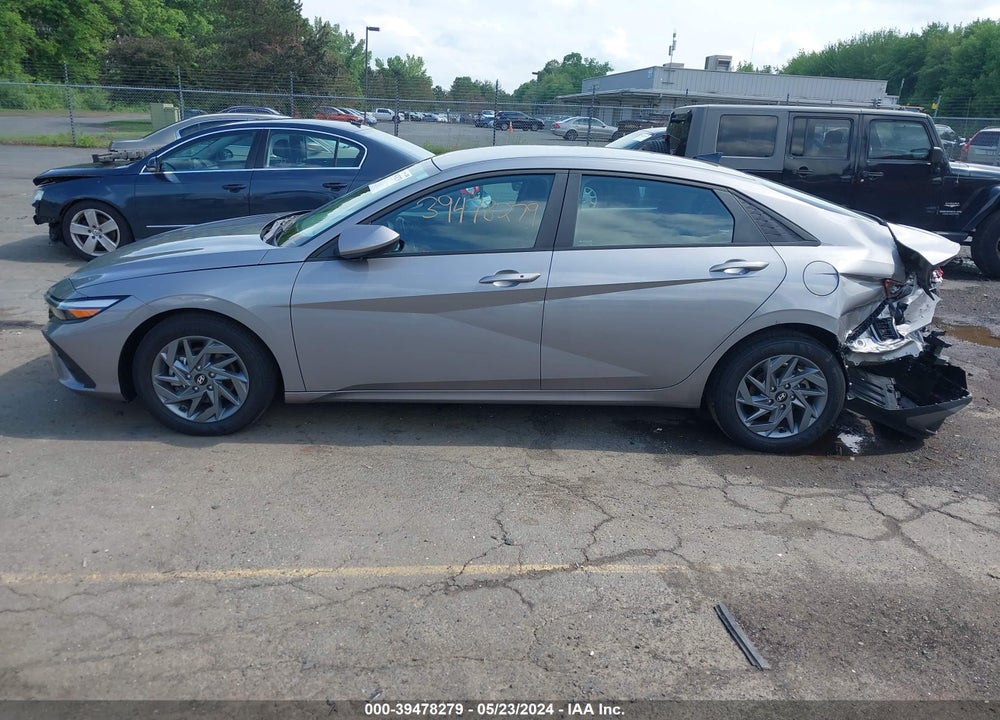 2024 HYUNDAI ELANTRA SEL VIN: KMHLM4DG9RU653427