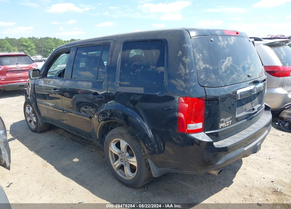 2015 HONDA PILOT EX-L VIN: 5FNYF4H54FB003437