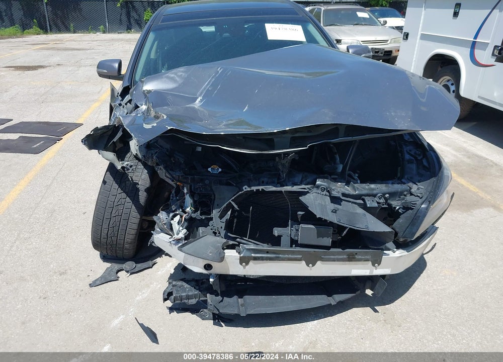 2016 HYUNDAI GENESIS 3.8 VIN: KMHGN4JE3GU128667