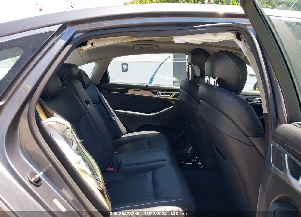 2016 HYUNDAI GENESIS 3.8 VIN: KMHGN4JE3GU128667
