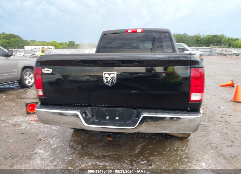 2019 RAM 1500 CLASSIC TRADESMAN QUAD CAB 4X2 6'4 BOX VIN: 1C6RR6FG3KS674856