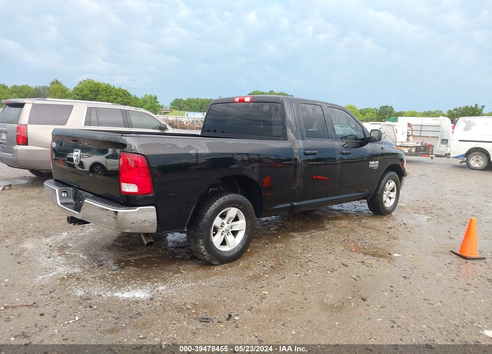2019 RAM 1500 CLASSIC TRADESMAN QUAD CAB 4X2 6'4 BOX VIN: 1C6RR6FG3KS674856