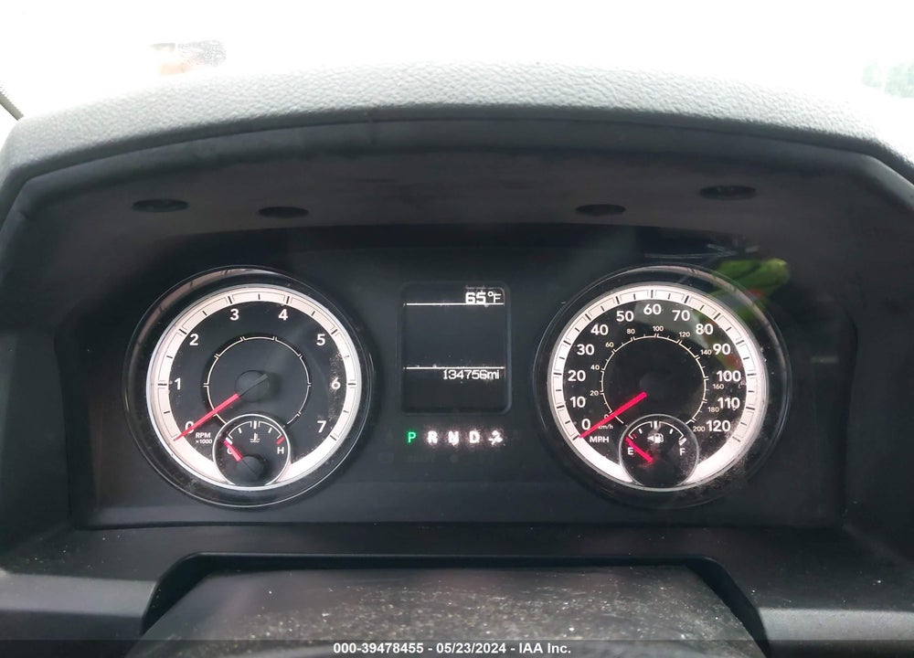 2019 RAM 1500 CLASSIC TRADESMAN QUAD CAB 4X2 6'4 BOX VIN: 1C6RR6FG3KS674856