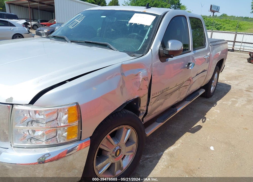 2013 CHEVROLET SILVERADO 1500 LT VIN: 3GCPKSE79DG131309