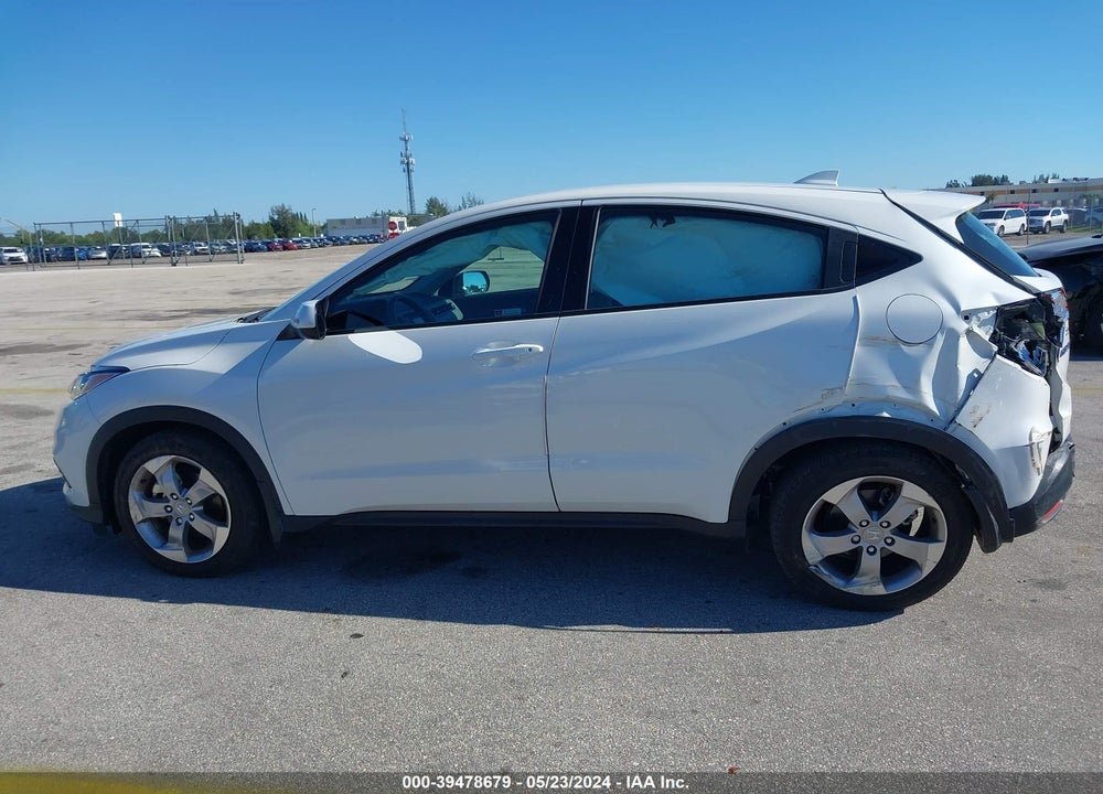 2022 HONDA HR-V 2WD LX VIN: 3CZRU5H34NM718415