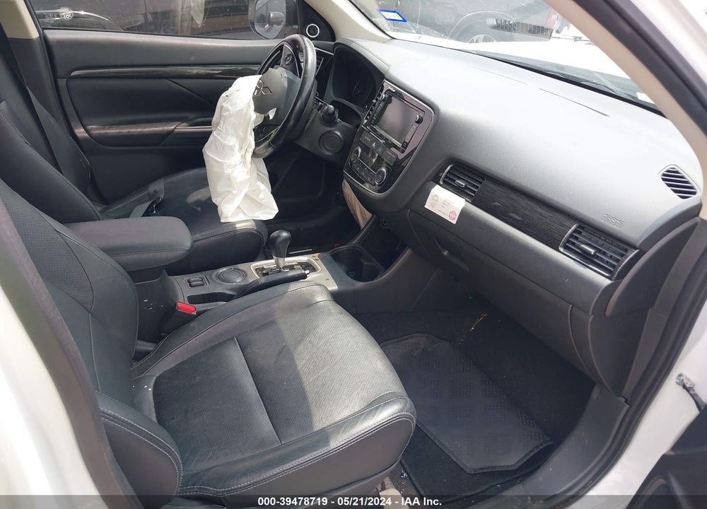2016 MITSUBISHI OUTLANDER SEL VIN: JA4AD3A37GZ001004