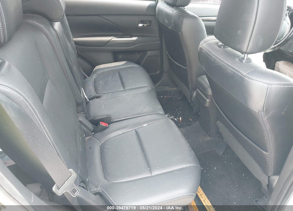 2016 MITSUBISHI OUTLANDER SEL VIN: JA4AD3A37GZ001004