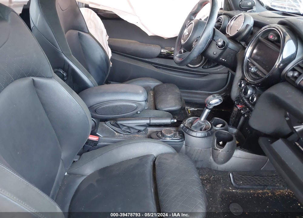 2016 MINI HARDTOP COOPER S VIN: WMWXP7C51G3B33966