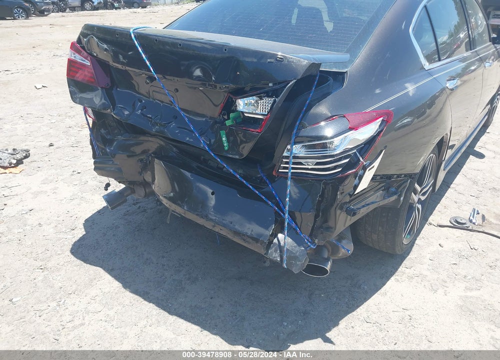 2016 HONDA ACCORD VIN: 1HGCR3F90GA035444