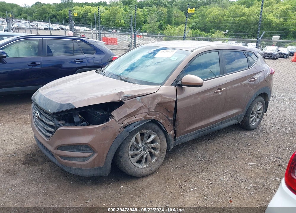 2016 HYUNDAI TUCSON SE VIN: KM8J23A46GU206391