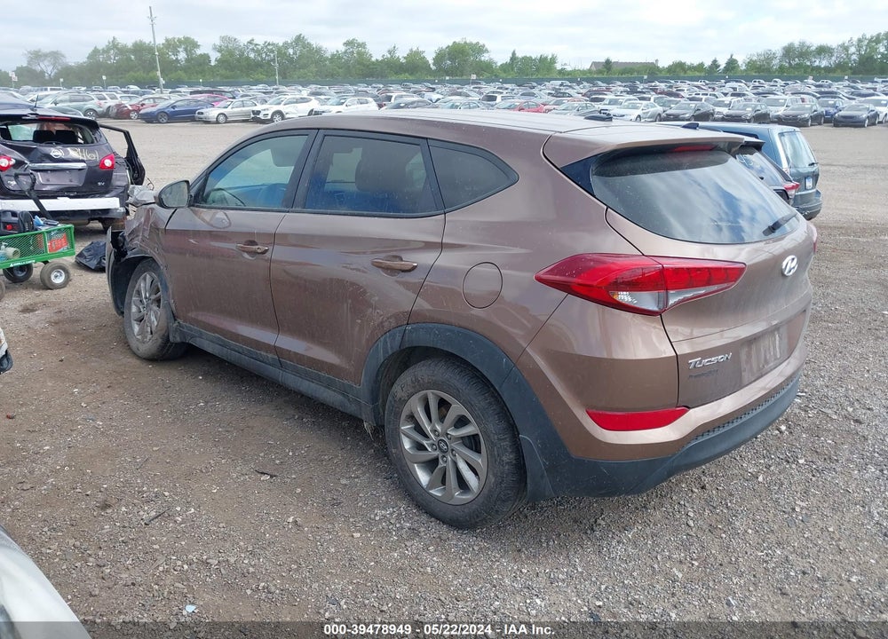 2016 HYUNDAI TUCSON SE VIN: KM8J23A46GU206391