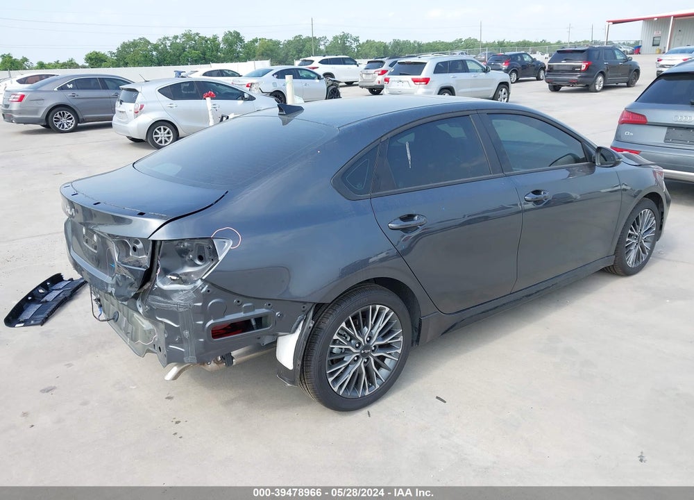 2024 KIA FORTE GT LINE VIN: 3KPF54AD3RE756205