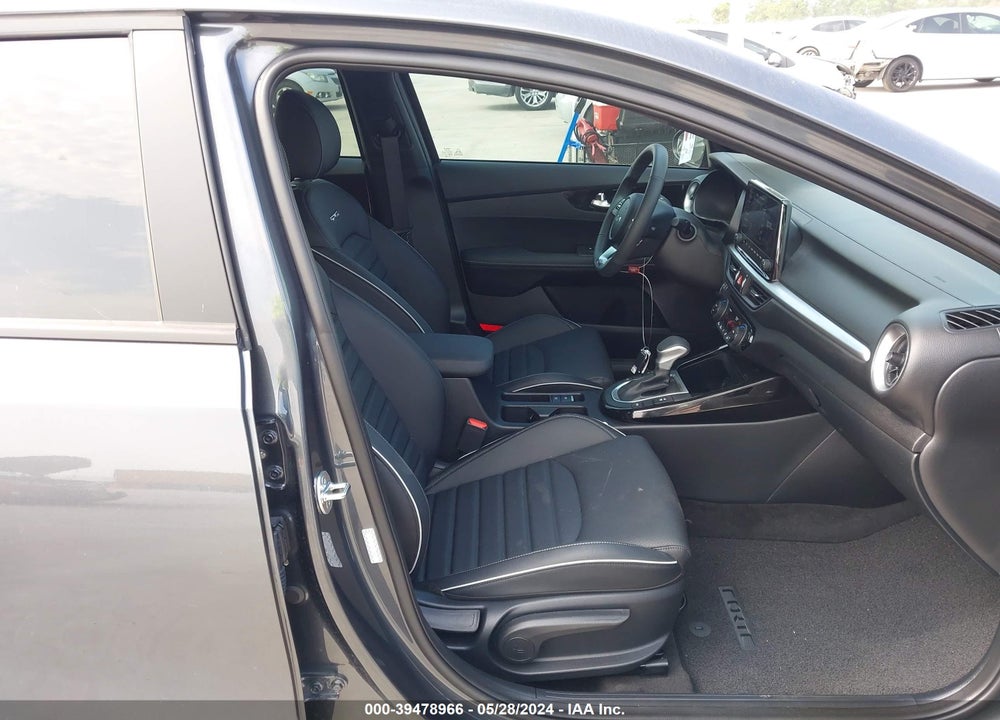 2024 KIA FORTE GT LINE VIN: 3KPF54AD3RE756205
