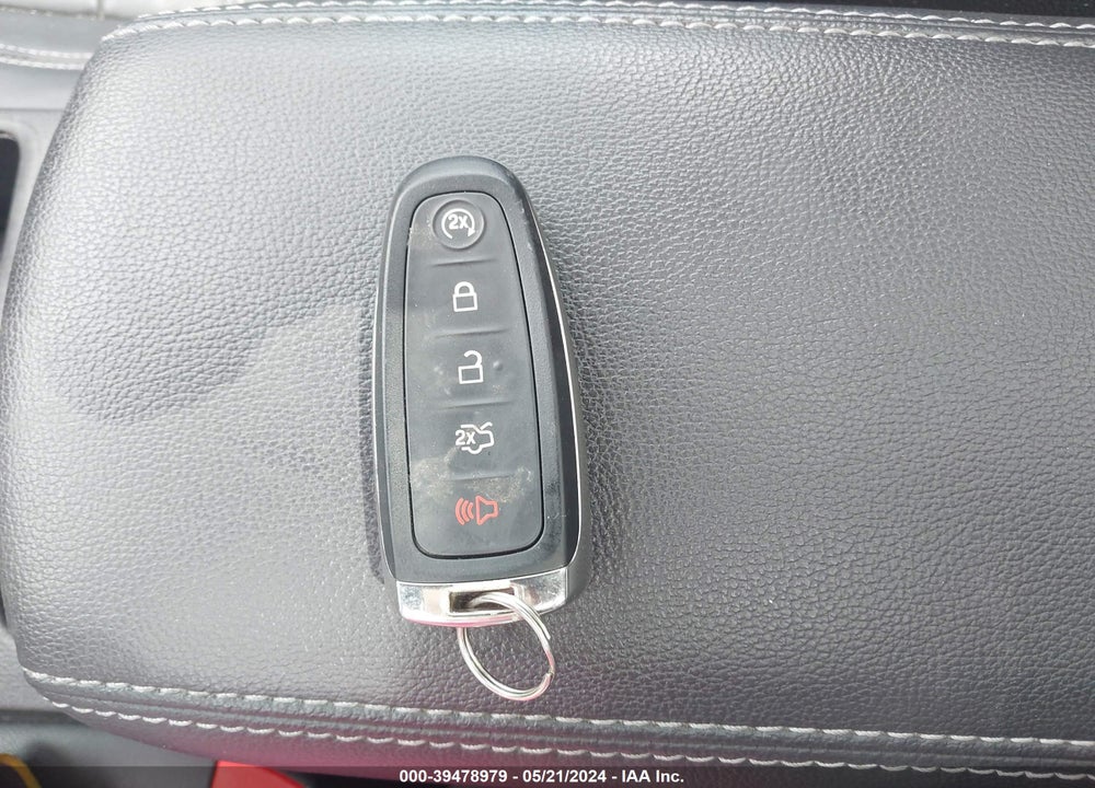 2018 FORD ESCAPE TITANIUM VIN: 1FMCU9J99JUB93919