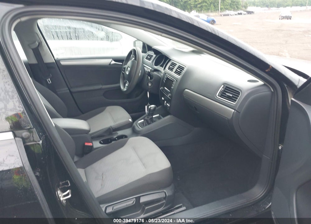 2017 VOLKSWAGEN JETTA 1.4T S VIN: 3VW2B7AJ0HM377663