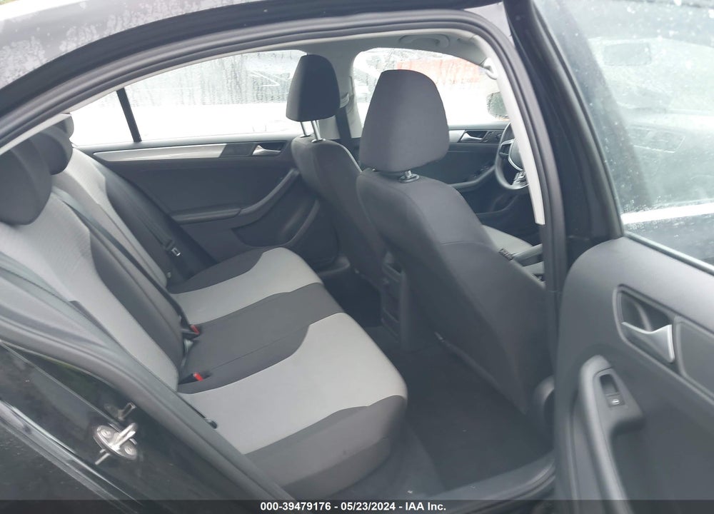 2017 VOLKSWAGEN JETTA 1.4T S VIN: 3VW2B7AJ0HM377663