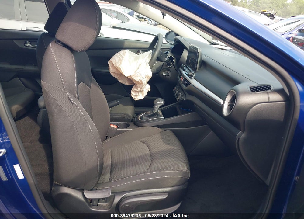 2020 KIA FORTE LXS VIN: 3KPF24AD2LE193681