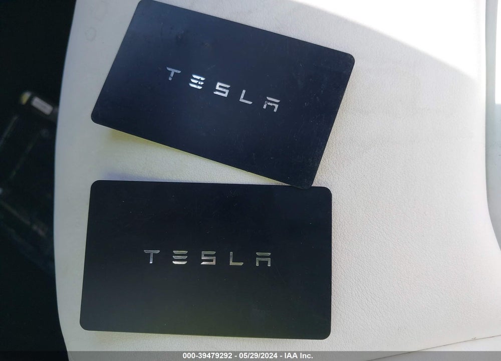 2021 TESLA MODEL Y LONG RANGE DUAL MOTOR ALL-WHEEL DRIVE VIN: 5YJYGDEE5MF299857