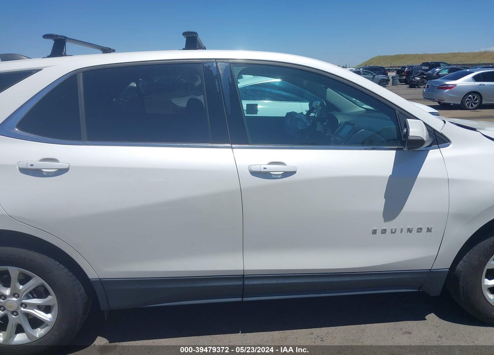 2018 CHEVROLET EQUINOX LT VIN: 2GNAXJEV8J6259104