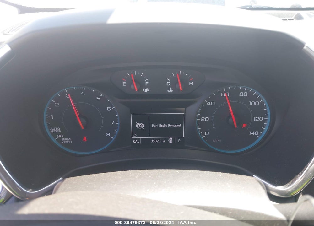 2018 CHEVROLET EQUINOX LT VIN: 2GNAXJEV8J6259104