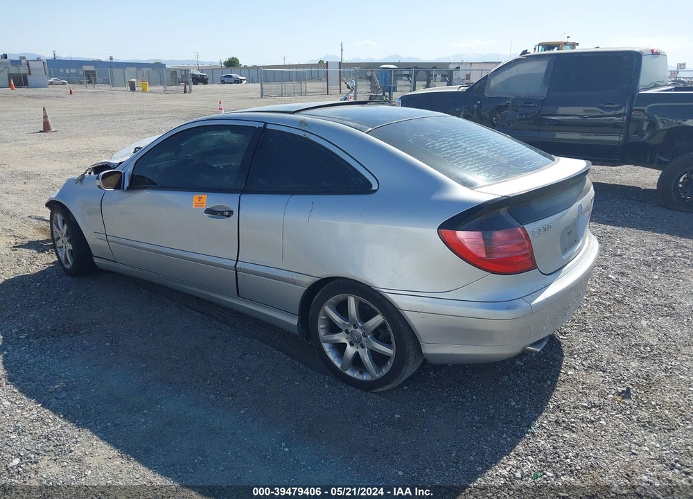 2004 MERCEDES-BENZ C 230 KOMPRESSOR SPORT VIN: WDBRN40J54A590896