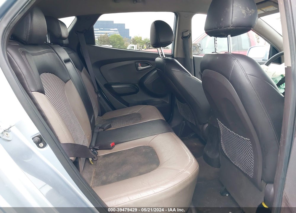 2011 HYUNDAI TUCSON GLS VIN: KM8JU3ACXBU205982