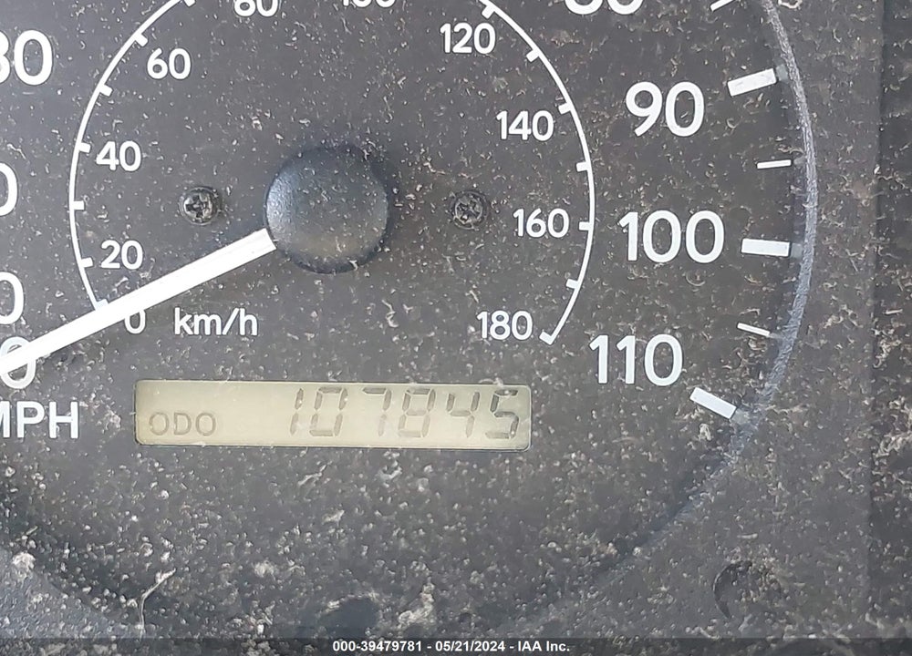 2002 TOYOTA COROLLA LE VIN: 1NXBR12EX2Z615739