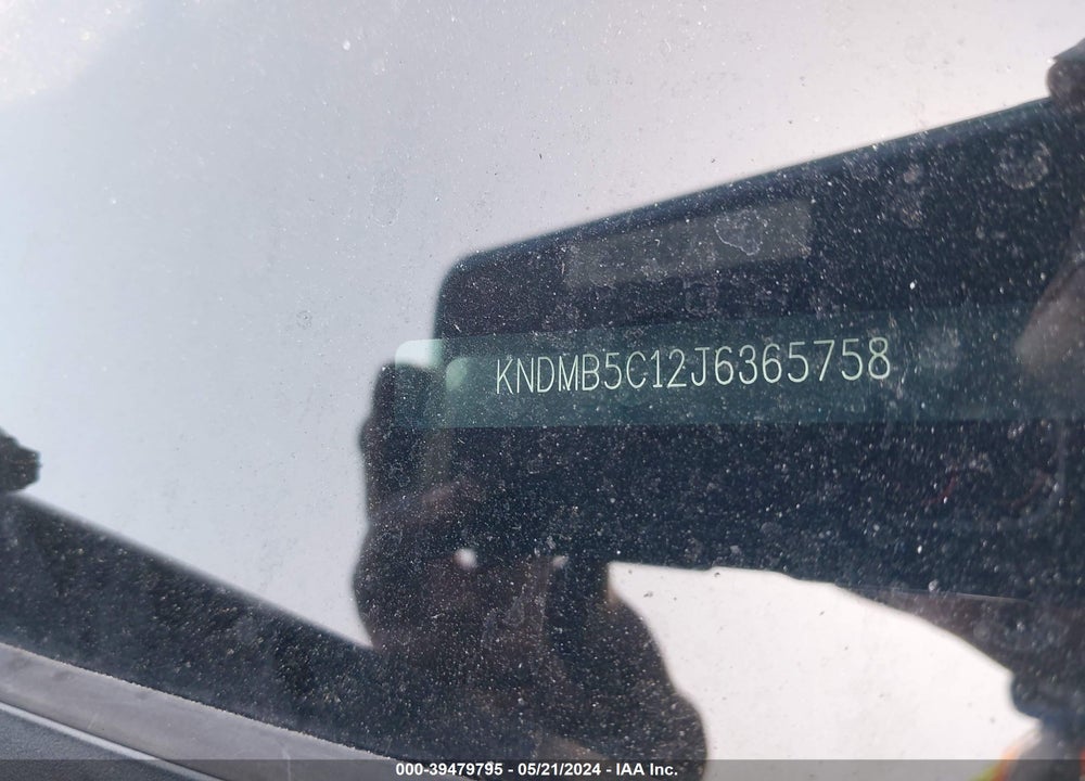 2018 KIA SEDONA LX VIN: KNDMB5C12J6365758