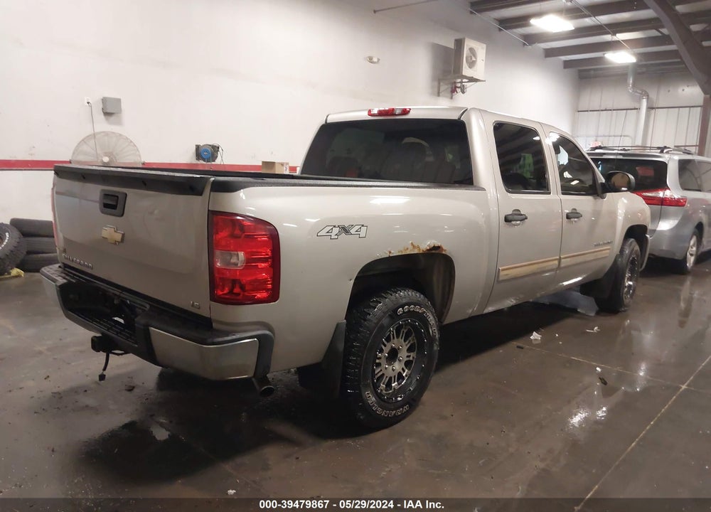 2009 CHEVROLET SILVERADO 1500 LS VIN: 3GCEK13C39G261904