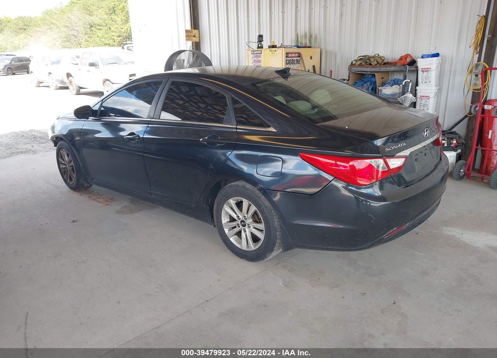 2013 HYUNDAI SONATA GLS VIN: 5NPEB4AC9DH673992
