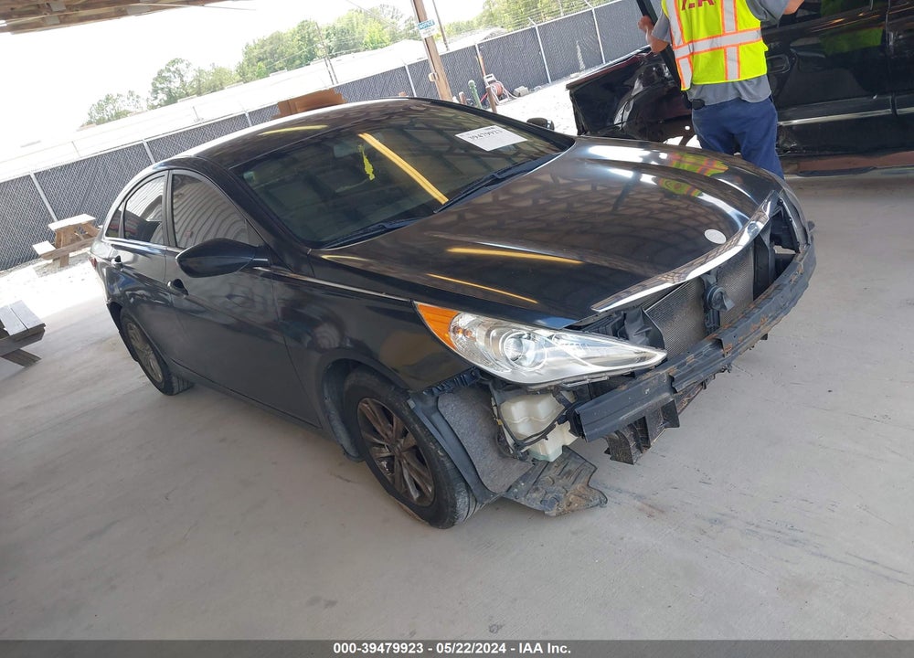 2013 HYUNDAI SONATA GLS VIN: 5NPEB4AC9DH673992