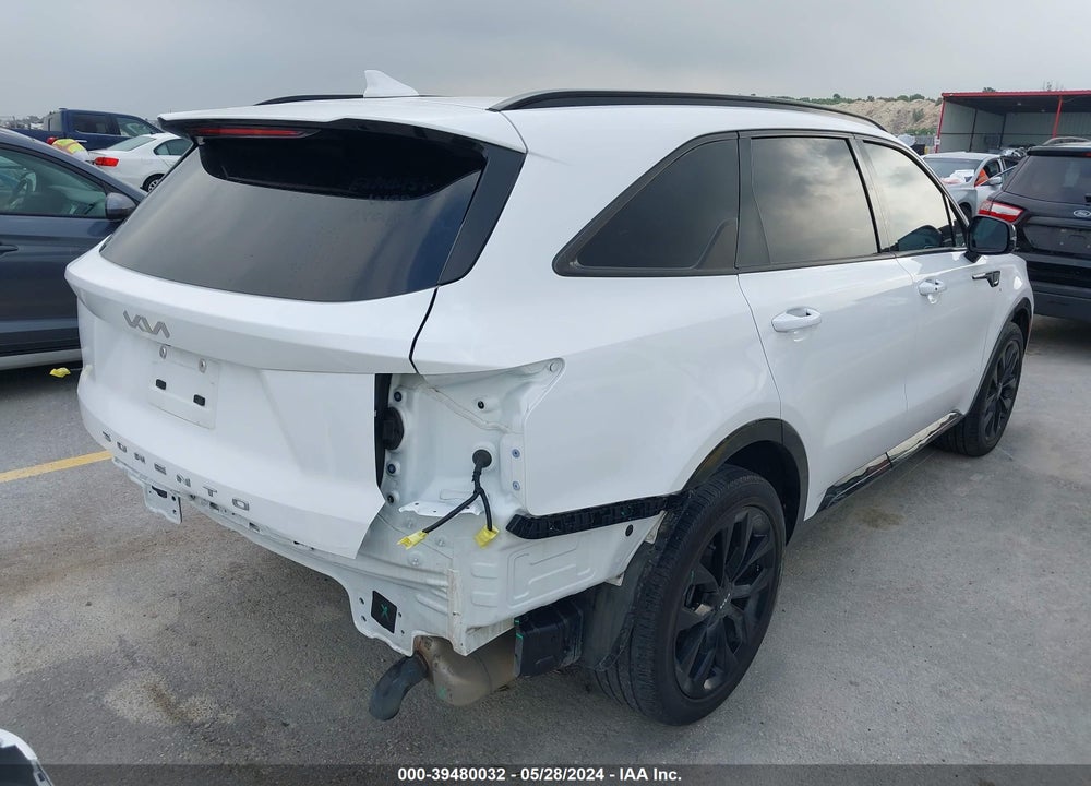 2022 KIA SORENTO SX VIN: 5XYRK4LF4NG148579
