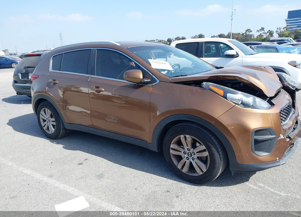 2018 KIA SPORTAGE LX VIN: KNDPM3AC7J7460309