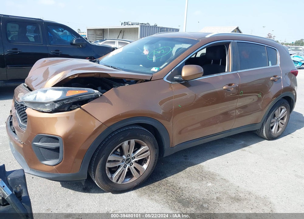 2018 KIA SPORTAGE LX VIN: KNDPM3AC7J7460309