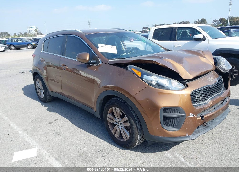 2018 KIA SPORTAGE LX VIN: KNDPM3AC7J7460309