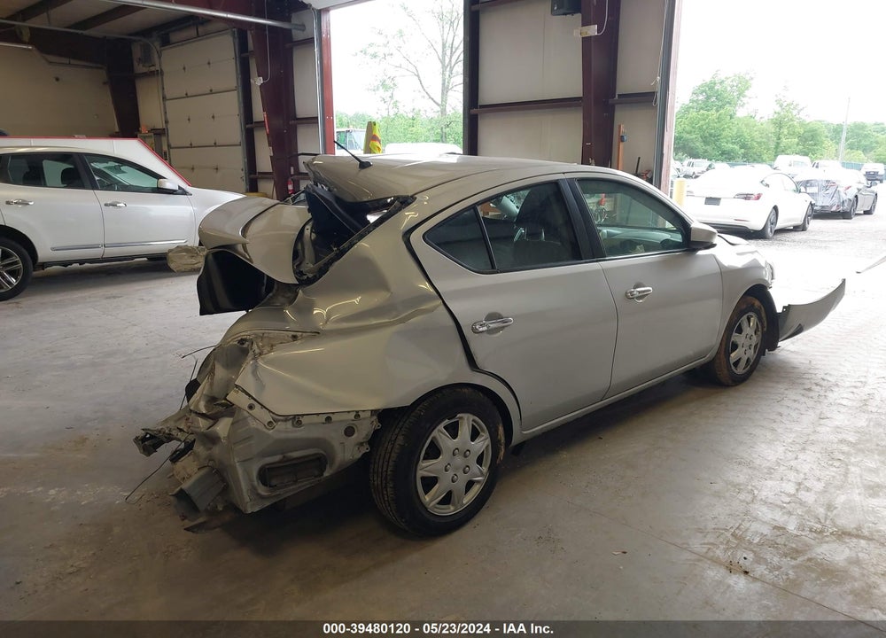 2017 NISSAN VERSA 1.6 SV VIN: 3N1CN7AP7HK434801