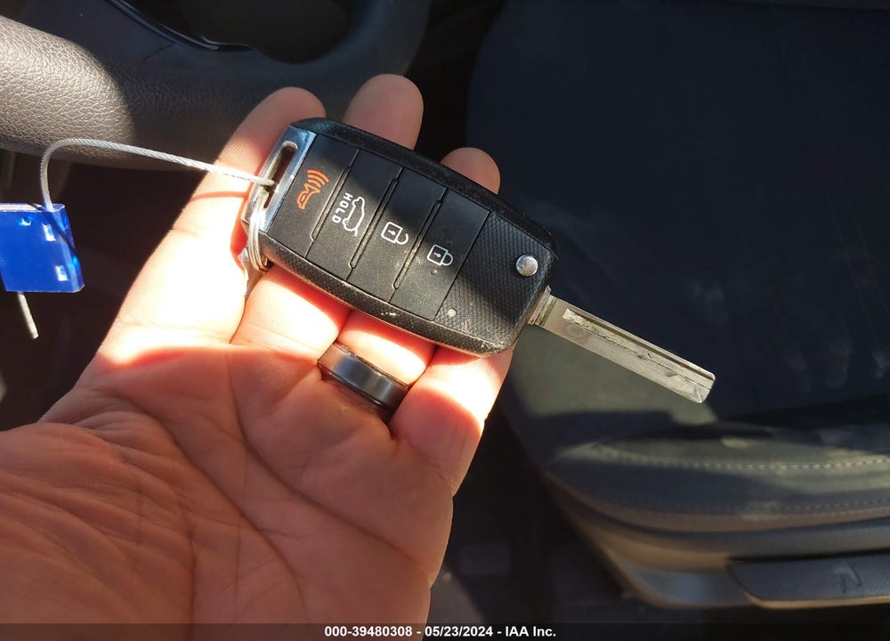 2019 KIA SORENTO 2.4L LX VIN: 5XYPGDA3XKG461018