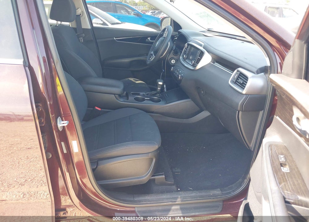 2019 KIA SORENTO 2.4L LX VIN: 5XYPGDA3XKG461018