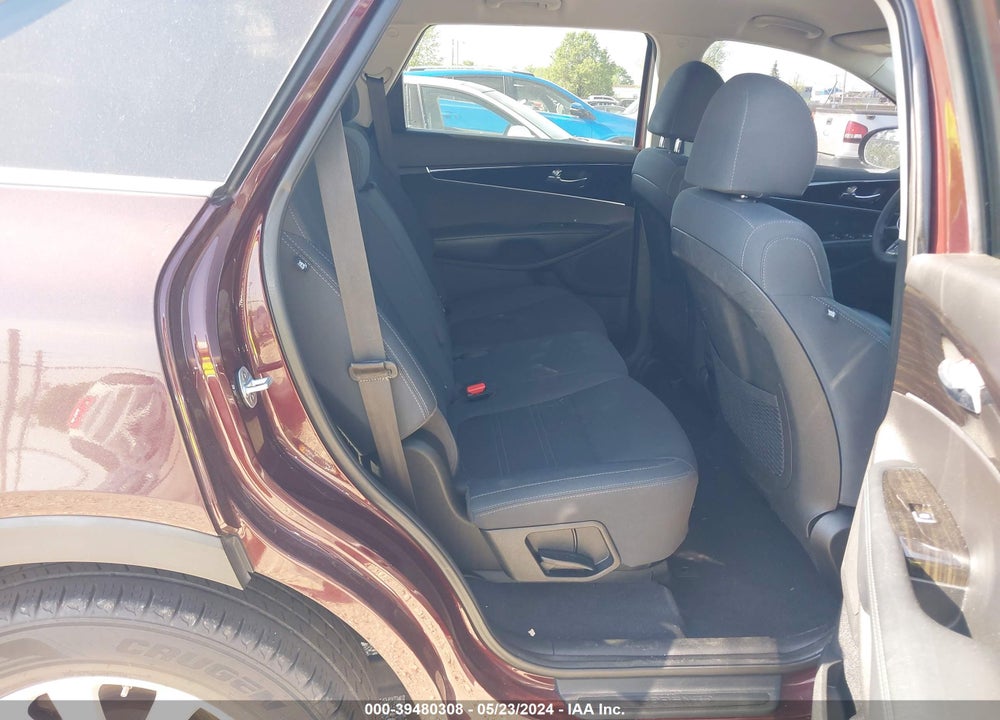 2019 KIA SORENTO 2.4L LX VIN: 5XYPGDA3XKG461018
