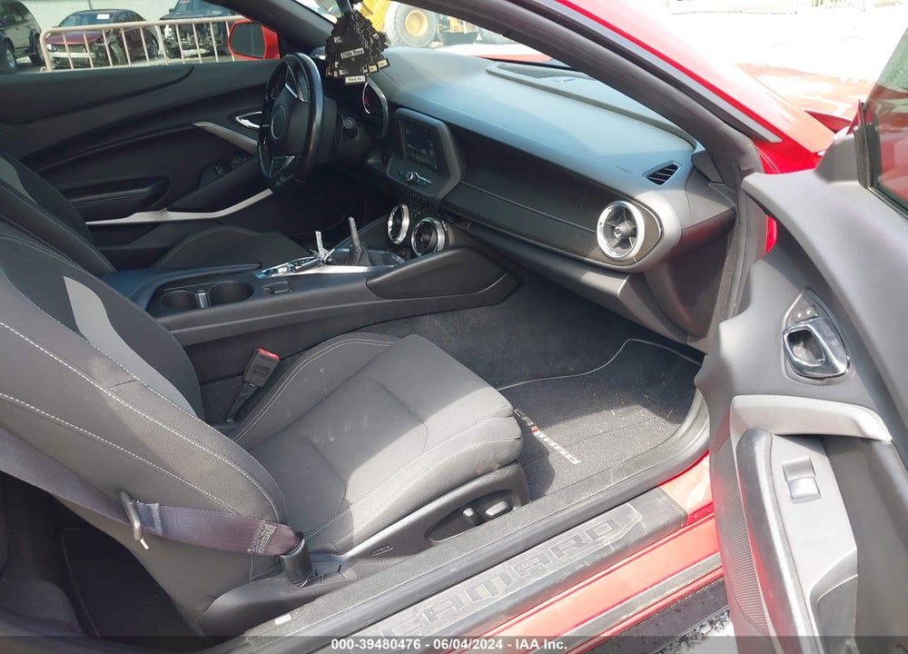 2017 CHEVROLET CAMARO 1LT VIN: 1G1FA1RX0H0122908